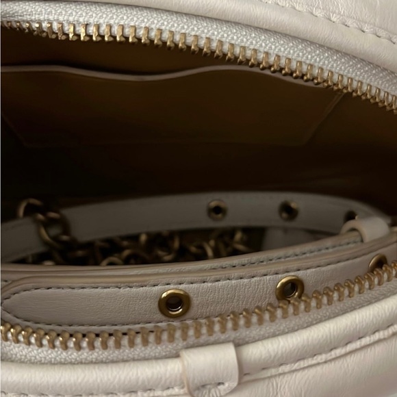 Coach cream quilted camera bag - Picture 3 of 9
